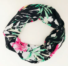 Load image into Gallery viewer, infinity secret pocket travel scarf 