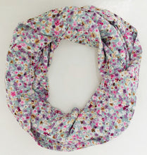 Load image into Gallery viewer, Travel Scarf featuring hidden pocket in ditzy green floral print
