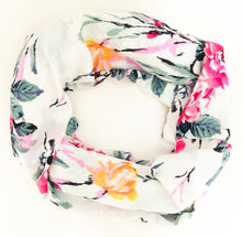 Load image into Gallery viewer, Infinity travel scarf with hidden pocket